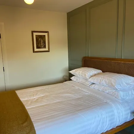 Willow Cashel- Rock View-sleeps From 2 Up To 8 Guests Semesterbostad *