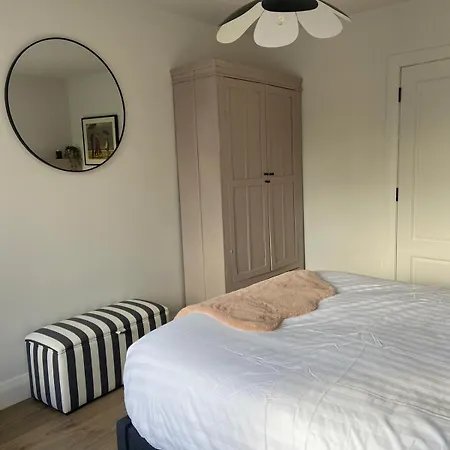 Willow Cashel- Rock View-sleeps 8 Guests-spacious- Cosy Сasa de vacaciones Cashel (Tipperary)