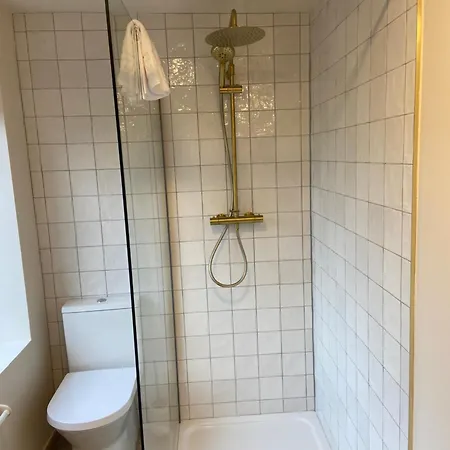 Willow Cashel- Rock View-sleeps 8 Guests-spacious- Cosy Holiday home Cashel (Tipperary)