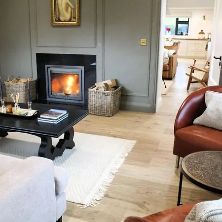 Willow Lodge Cashel- Rock View- 4 Bedrooms, 4 Bathrooms- Cosy Lodge Σπίτι διακοπών Cashel (Tipperary)