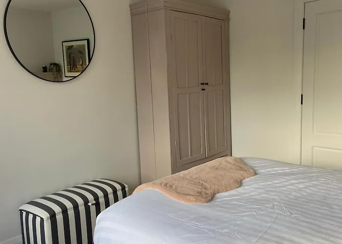 Willow Cashel- Rock View-sleeps 8 Guests-spacious- Cosy Casa vacanze Cashel (Tipperary)