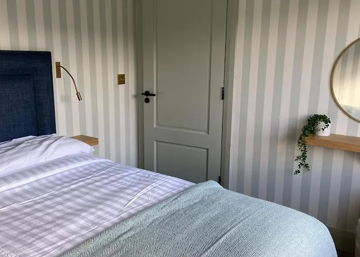 Willow Cashel- Rock View-sleeps 8 Guests-spacious- Cosy Casa vacanze *