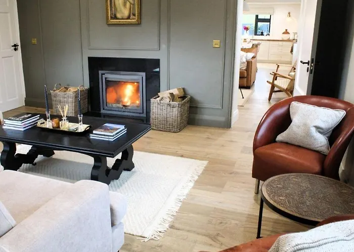 Willow Cashel- Rock View-sleeps 8 Guests-spacious- Cosy Casa vacanze Cashel (Tipperary)