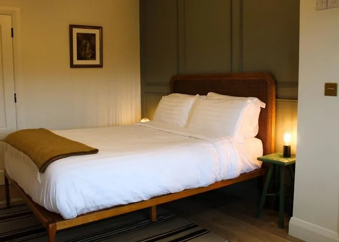 Willow Cashel- Rock View-sleeps 8 Guests-spacious- Cosy 別荘