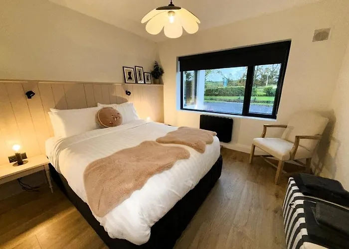 Willow Cashel- Rock View-sleeps 8 Guests-spacious- Cosy Casa vacanze *